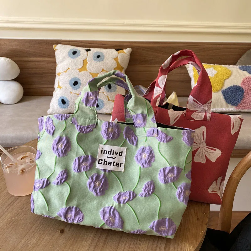 

2022 rench Niche Red Bow Hand-Held Girl Princess Cute Fabric Bento Bag Printed One-Shoulder Hand-Held Ladies Bag Large Capacity