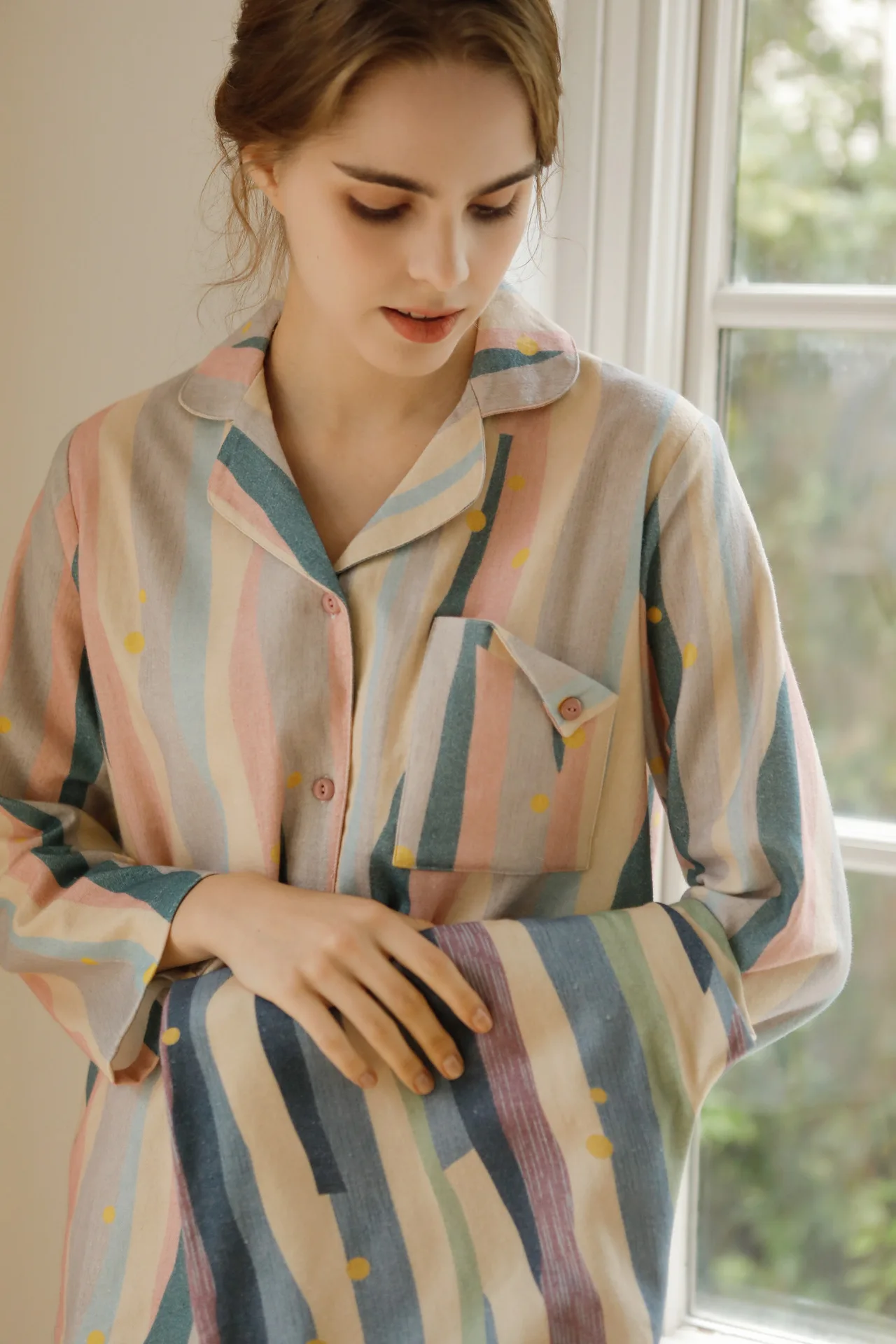 New Spring Sleepwear Suits Vintage Tribute Satin Striped Pajamas Casual Loose Pajama Casual Comfortable Women Home Wear Sets