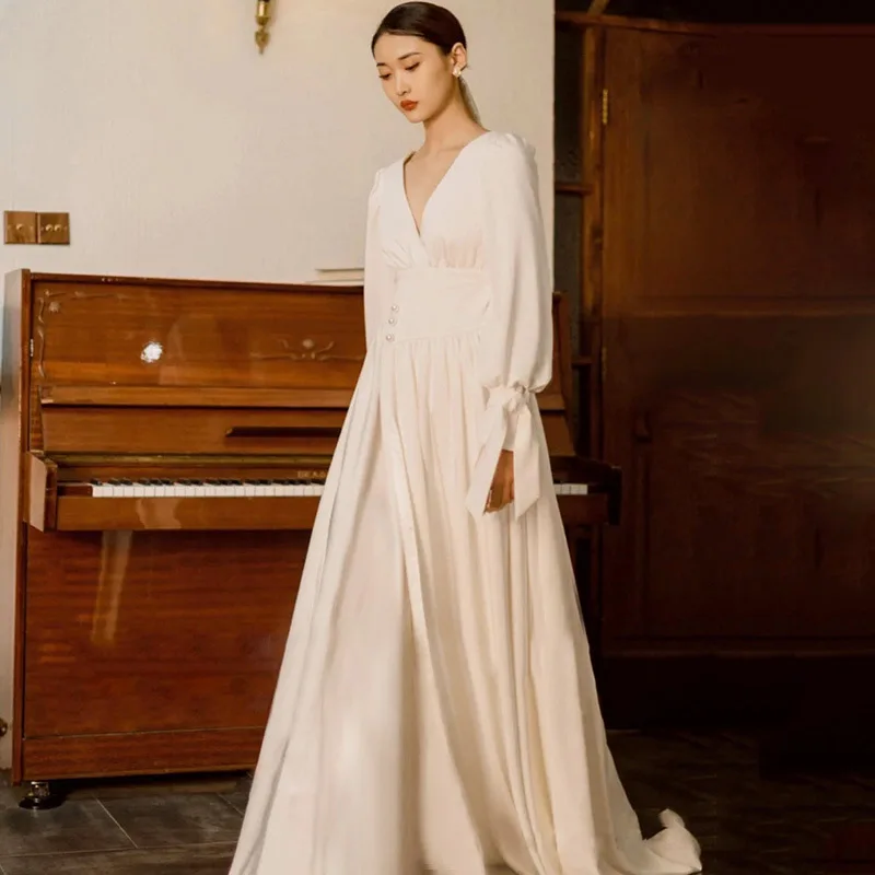 

Simple Wedding Dress New Sexy Deep V-neck Robe De Mariee With Long Sleeves Elegant A Line Satin Sukienki Na Wesele Damskie