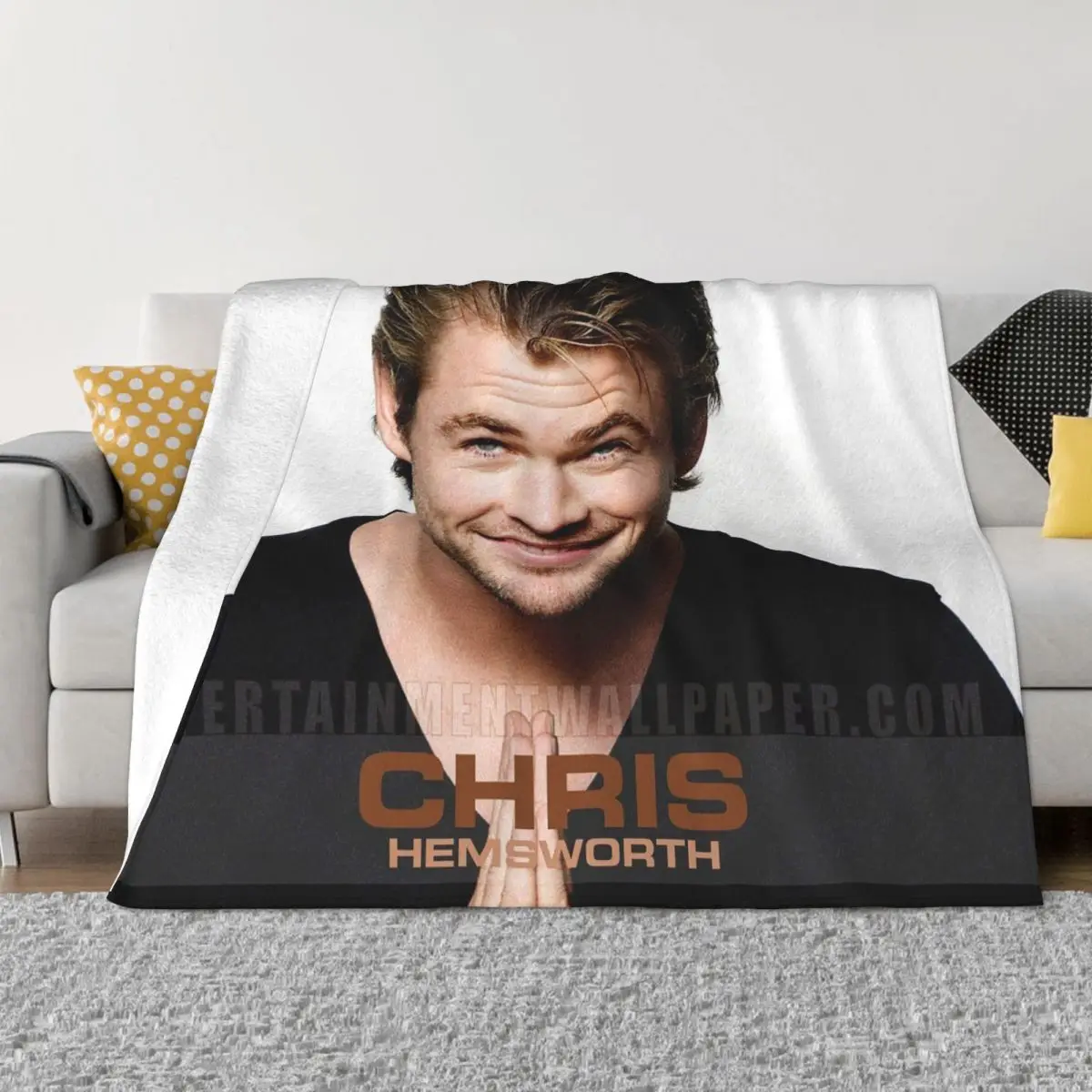 

Chris Hemsworth Plaid Blankets Sofa Cover Velvet Printed Actor Collage Lightweight Thin Throw Blanket for Sofa Outdoor Bedspread