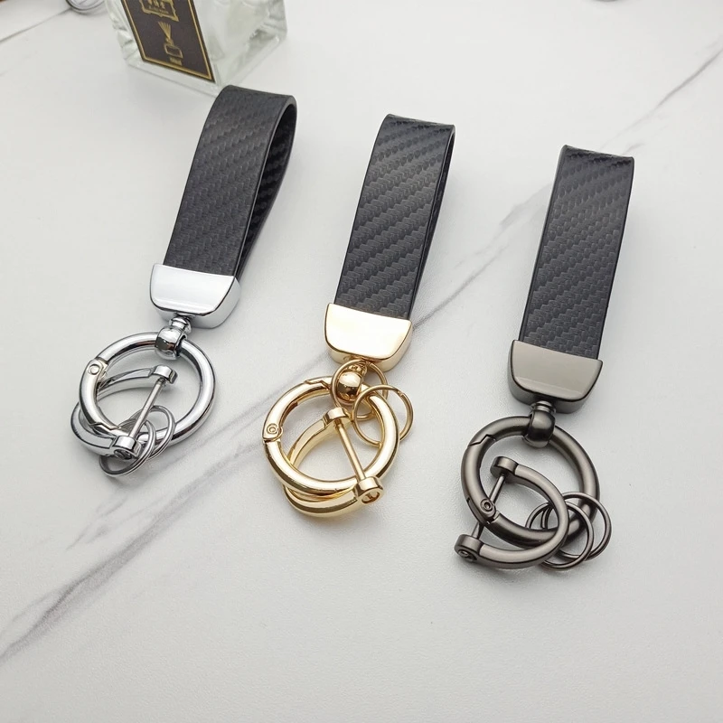 

Новинка, брелок для автомобиля из углеродного волокна и кожи, кольца для ключей в форме подковы на заказ