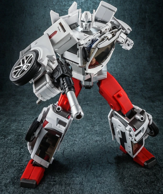 

New Transformation Toy Generation Toy GT-08A Guardian Sarge Figure In Stock