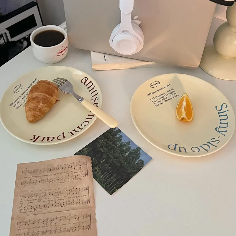 

French plate letter cream yellow dessert plate ins style breakfast ceramic retro niche design pratos de jantar conjunto