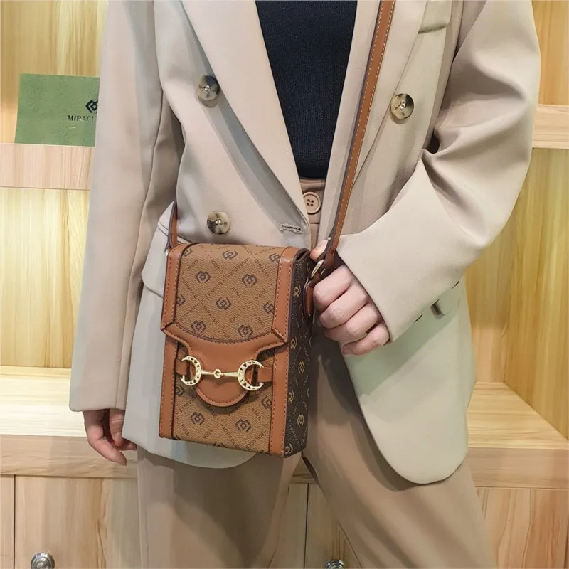 

Miracle Kira Light Luxury 2023 New Phone Bag Crossbody Bag Single Shoulder Bag Wallet Retro Small Bag Fashion and Advanced Sense