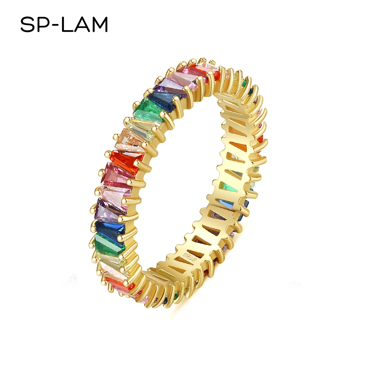 Женское кольцо из серебра 925 пробы с фианитом |