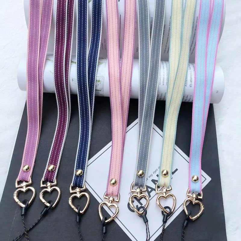 

Mobile Phone Lanyard with Love Buckle for Women Hanging Neck Cord Cellphone Strap Anti-lost Keychain Working ID Card Chain Rope