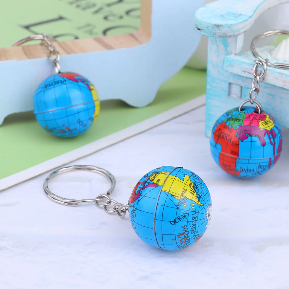 

12pcs Globe Keychains Earth World Key pendant Keyring Planet Rings Kids Charms Ring Mini Map Handbag Hanging Holder Bulk Set