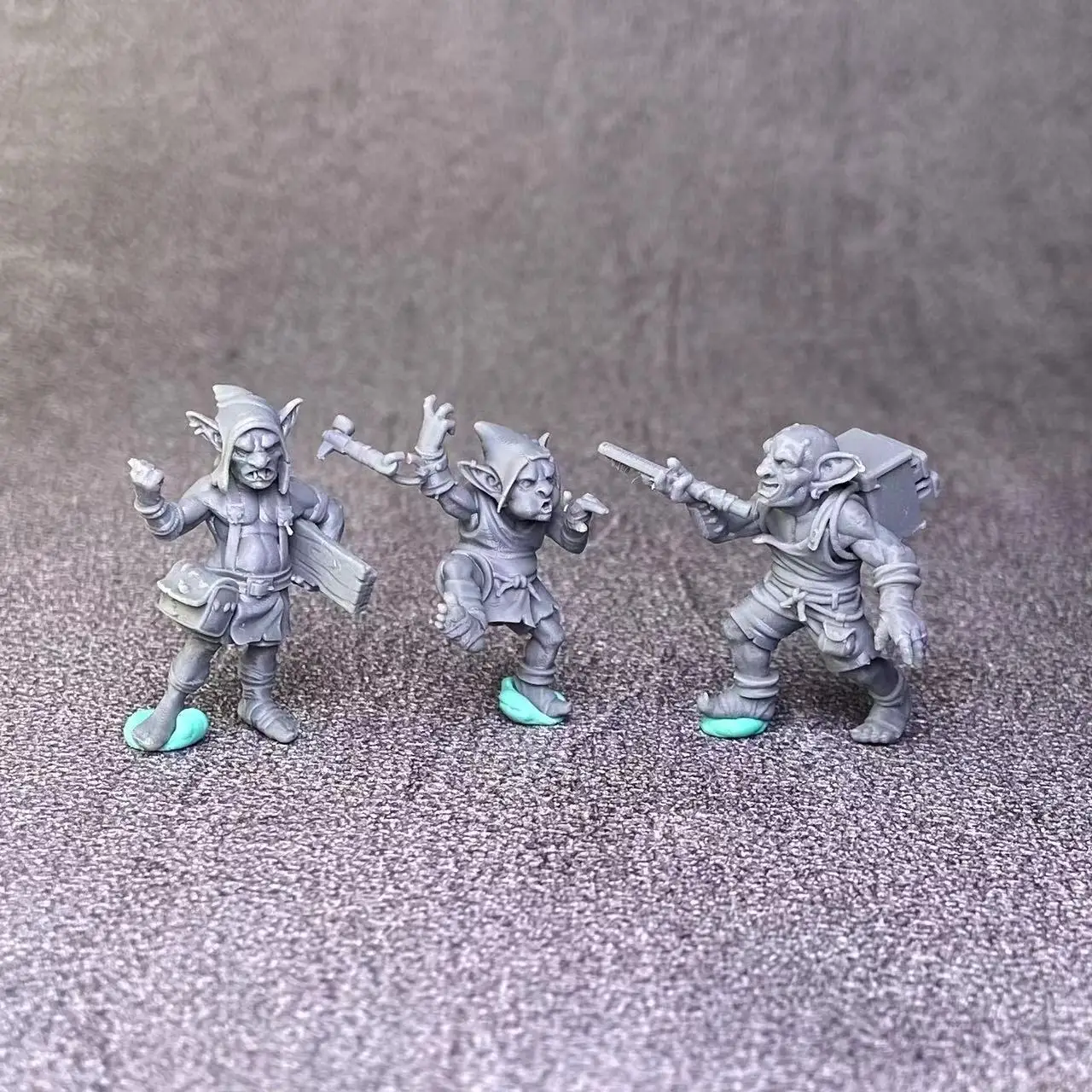 Carpenters Orc Goblin Scences for Wargames DND D&ampD RPG Tabletop Unpainted 3D Printed/STL Miniatures | Model Building Kits