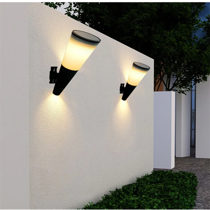 

Outdoor Solar LED Light Wall Light Outdoor Waterproof Energy Landscape Light Garden Yard Fence Landscape Lighting Decoration