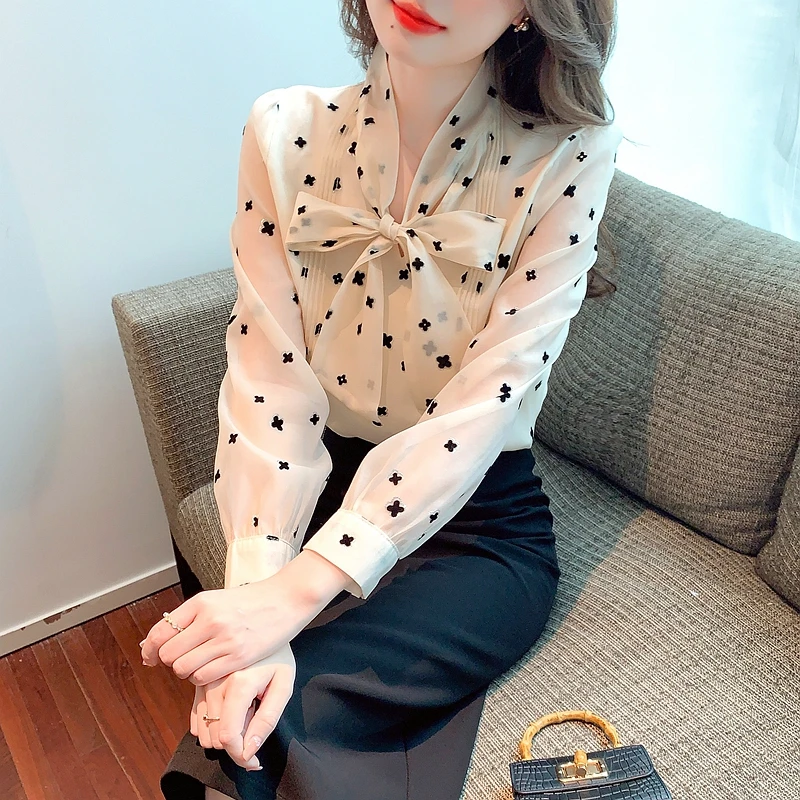 

Женская шифоновая блузка с длинным рукавом, с поясом