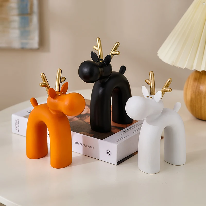 

Abstract Art Animal Sculpture Resin Crafts Deer Cat Ornament Living Room Office Bookcase Animal Decoration Home Decoration Gifts