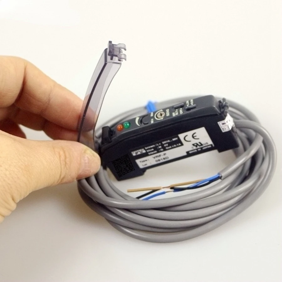 

Оптоволоконный усилитель NPN/датчик PNP VRF-N оптоволоконный датчик может быть оснащен оптоволоконным усилителем