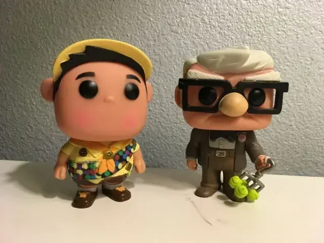 Новый фильм FUNKO POP Disney Pixar UP CARL # 59 Рассел 60 Виниловая фигурка из ПВХ коллекция