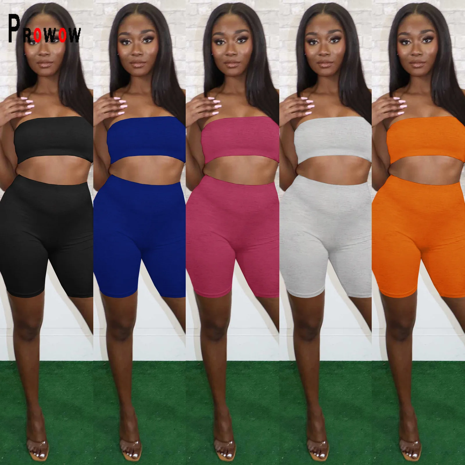 Костюм женский летний из топа и шортов без бретелек |