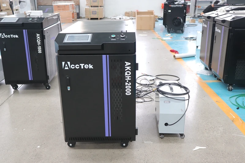 

Волоконный лазер для очистки сварочного аппарата MAXCOOL 1000 Вт 1500 Вт 2000 Вт Лазерное Удаление ржавчины