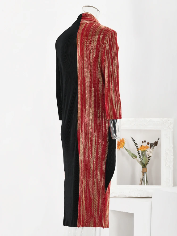 Платье женское Плиссированное контрастных цветов с V-образным вырезом