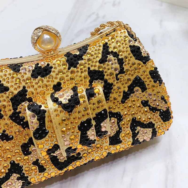 Женский клатч с цепочкой и жемчугом Модная элегантная Зеленая Сумка-клатч в