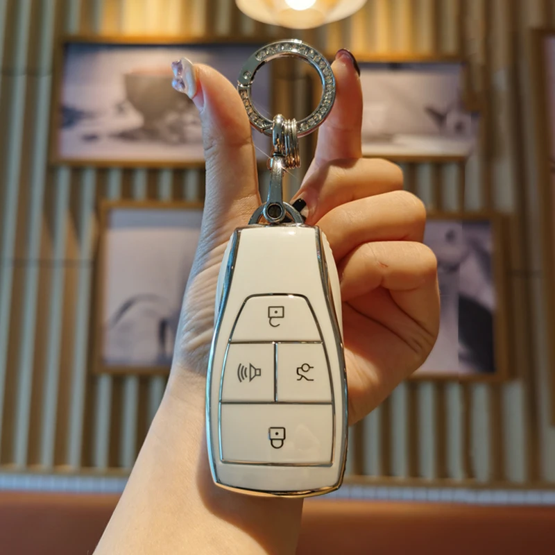 

Кожаный чехол для ключей Crazy Horse, сумка для ключей для BAIC X7 BJ40 Senova D50 D70 X55 X65 EU5 EU7, защитный брелок для ключей, держатель для ключей