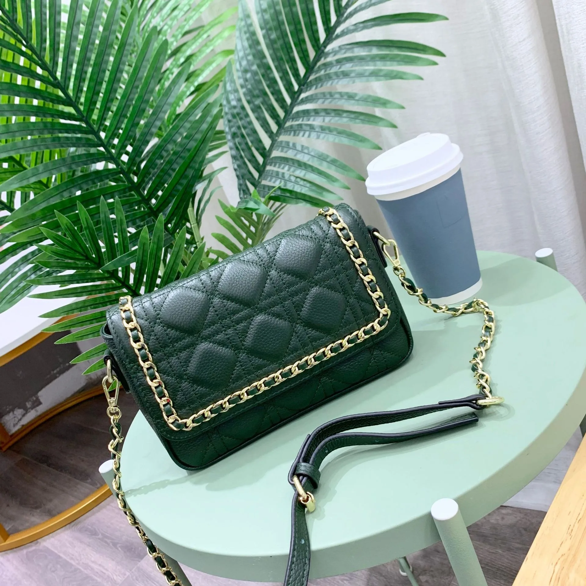 

Genuine Leather Natural Crossbody Square Bags for Women Fashion Flap Messenger Lady Style Shoulder Bag Luxury Handbag Versatile