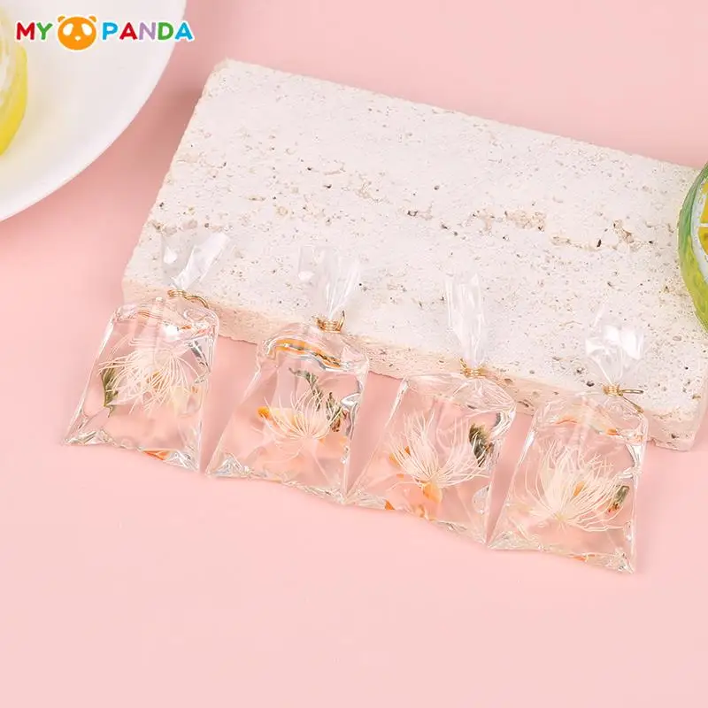 

1Set DollsHouse Miniature Simulation Goldfish Transparent Aquatic Plants Goldfish Bag Toys DIY Decoration Accessories Gift