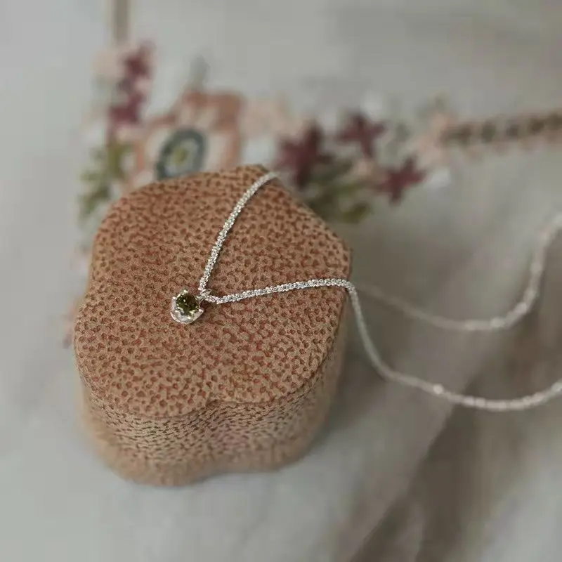 Кокосовое ювелирное изделие 2022 серебряного цвета сверкающая цепочка до ключиц