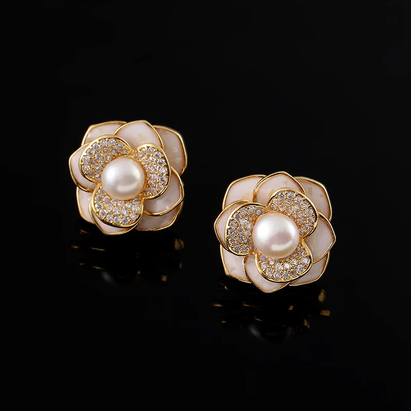 

Retro Freshwater Pearl Ear Clip Earrings Light Luxury Small Fragrance Camellia Earrings Silver Needle Earrings Female