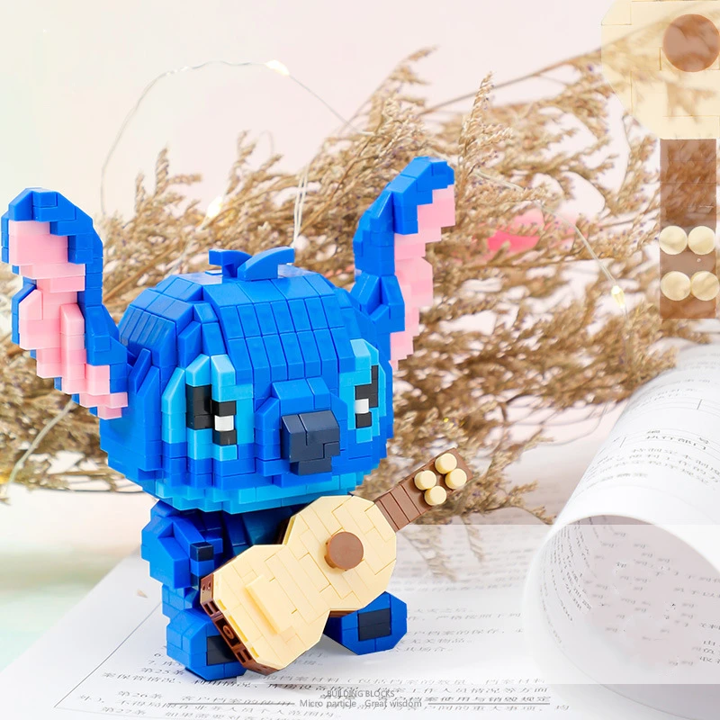Bloques en miniatura de Lilo y cosido de Disney para niños, juguete de bloques en miniatura de Stitch, bricolaje, libro de sujeción de guitarra, regalos para niños
