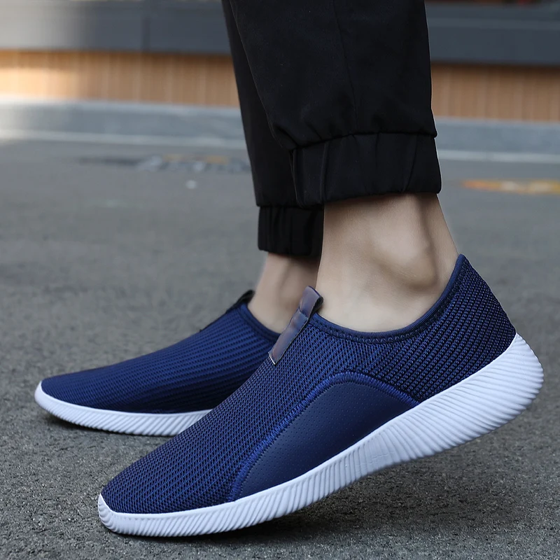 Lightweight Weave Slip on Men Running Shoes Comfortable Air Mesh Soft Men Sneakers Big Size Walking Designer Shoes Men Black 46