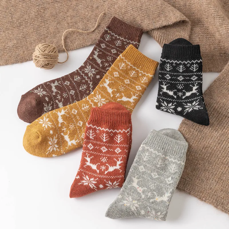 5 Pairs Autumn and Winter Snow Flake Elk Rabbit Women's Wool Socks Mid-tube Japanese Retro Warm Christmas Women Casual Socks