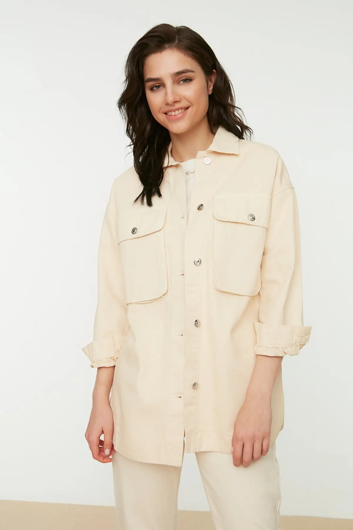 

Ecru Pocket Detailed Denim Jacket TCTSS21CE0401