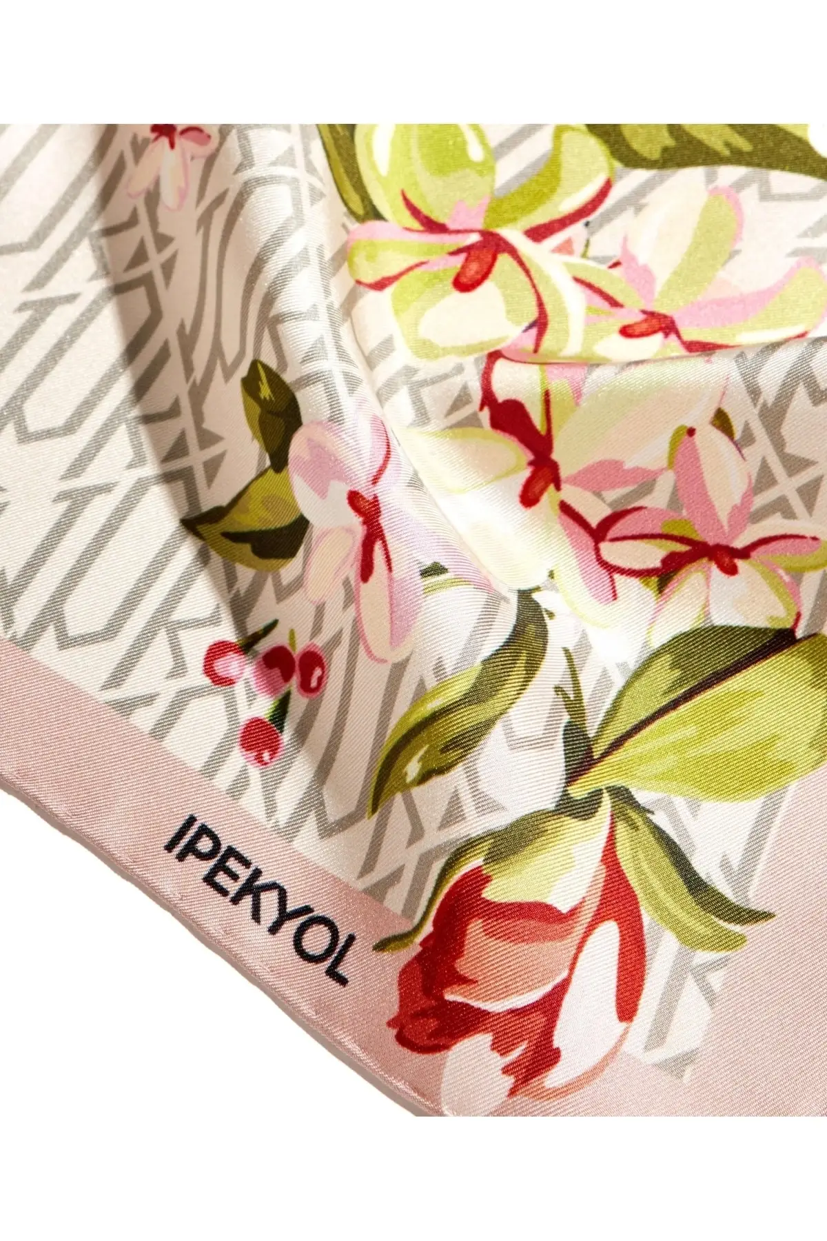 Рисунок 2 - Шарф из 100 шелка 90x90 см