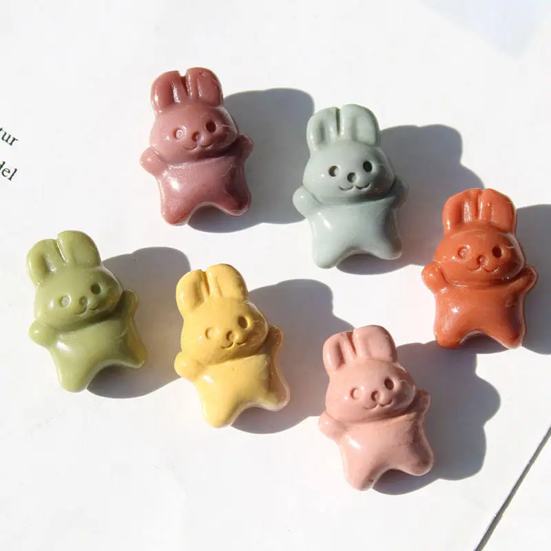 

Hot Sale Natural Alashan Agate Crystal Carving Alashan Agate Mini Cute Rabbit