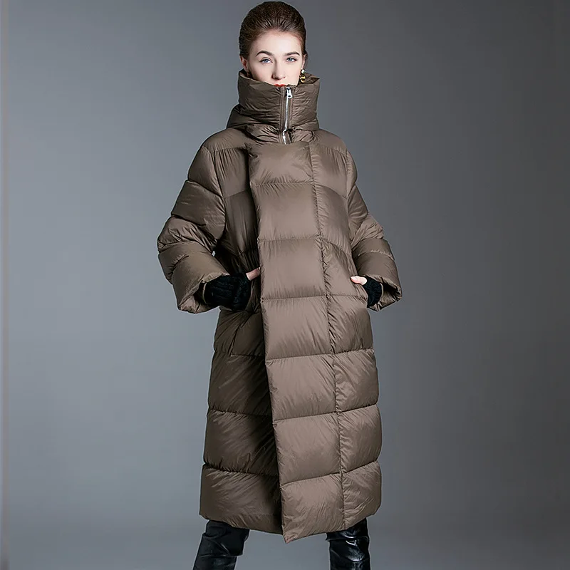 Mid-length hooded down jacket Women's 2022 new long over the knee thick winter heat storage and warm Korean edition jacket