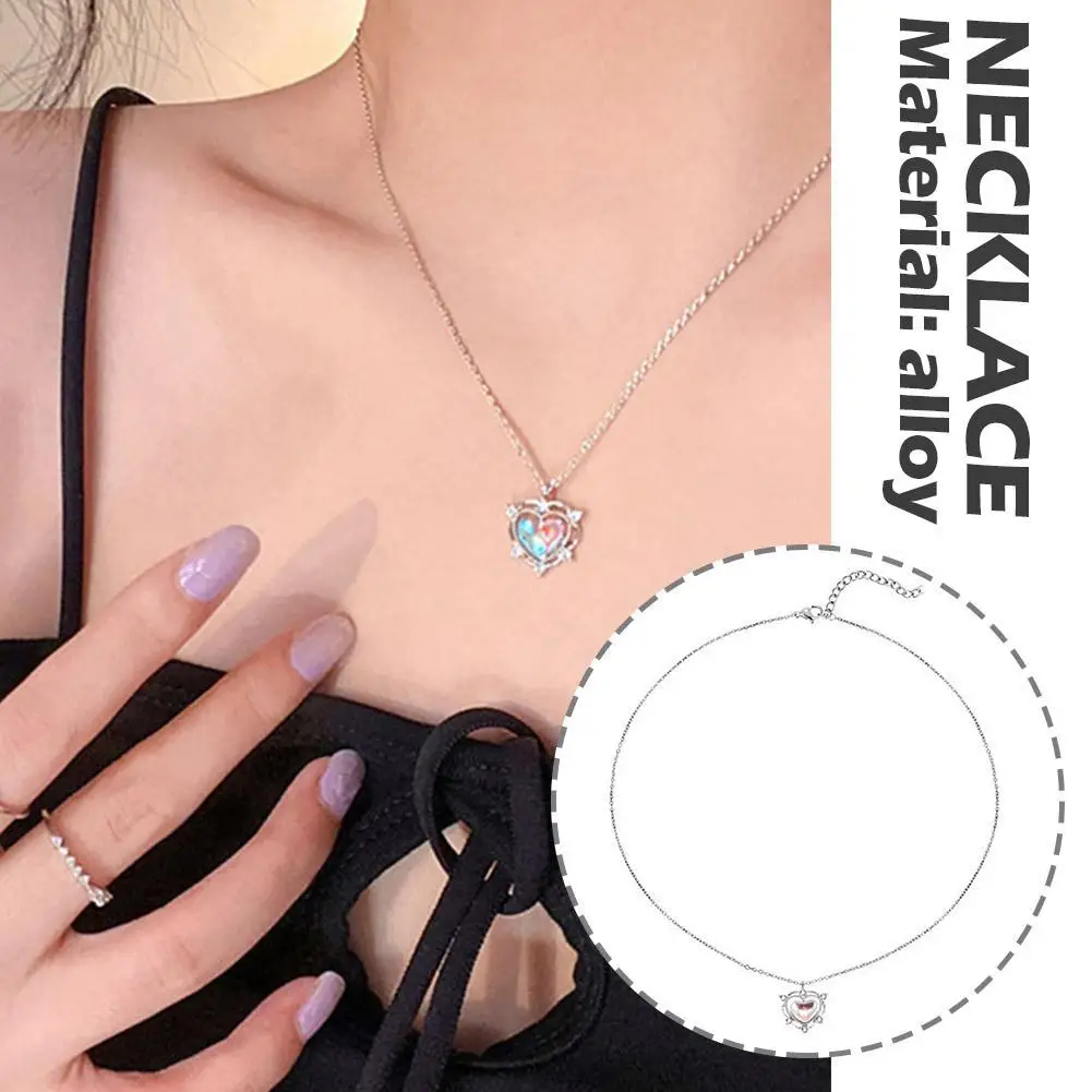 

Gradient Moonstone Pendant Necklace Silver Color Magic Acrylic Crystal Heart Necklace Fashion For Women Party Jewelry Clavicle