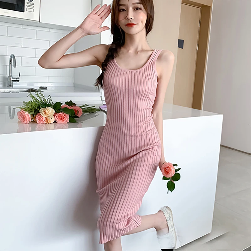 

Pink Knitted Dress 2022 Summer Sleeveless Screw Bandage Korean Fashion Package Hip Sexy Slim Dress Solid Knit Midi Dresses Women