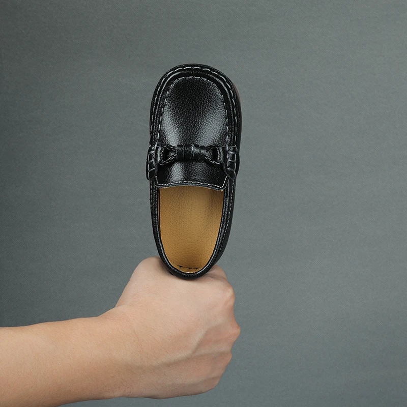 Кроссовки детские из ПУ кожи на мягкой подошве без шнуровки | Детская одежда и