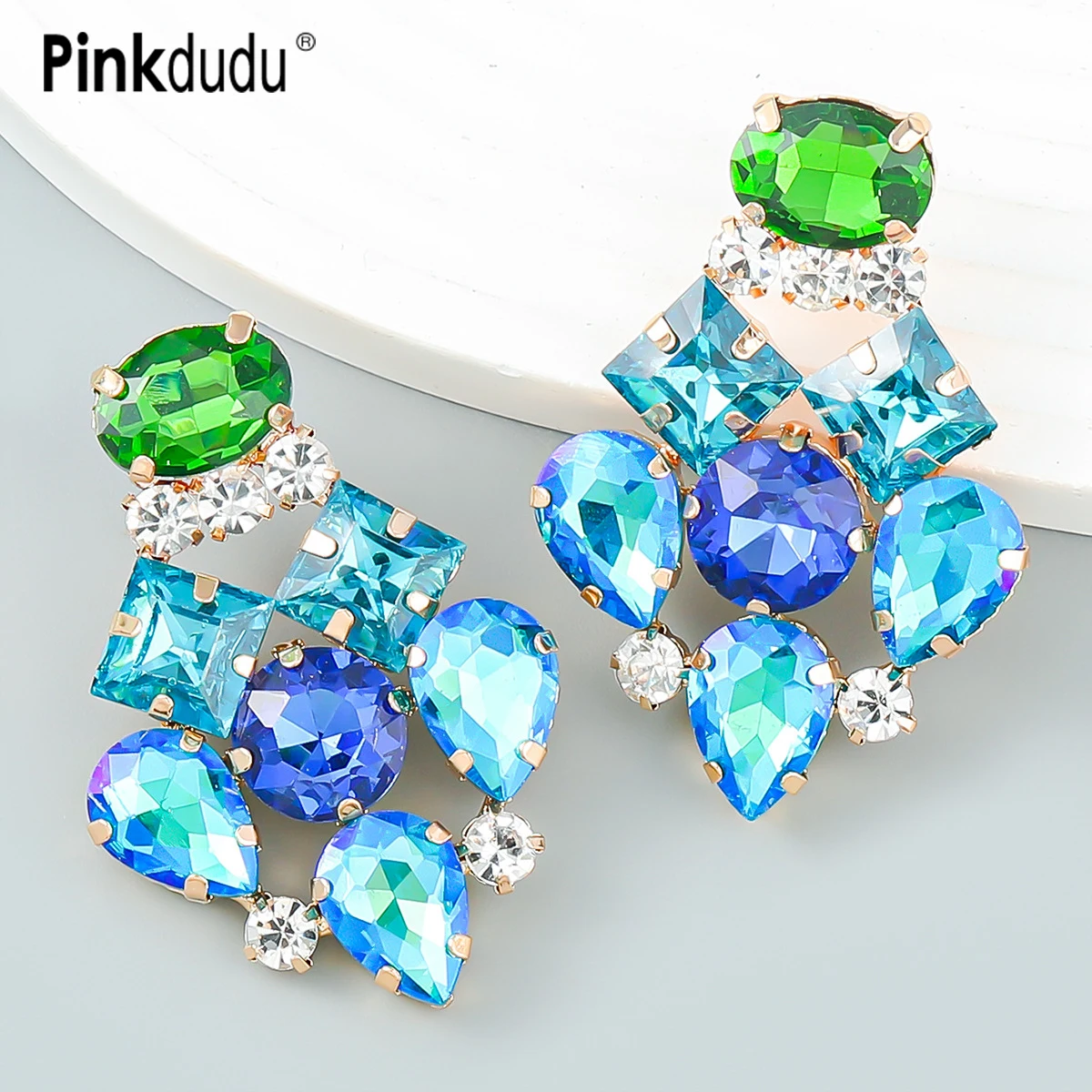 

Pinkdudu 4 Color Crystal Geometric Stud Earrings Exaggerated Multicolor Rhinestones Office Party Drop Earring for Women PD1097