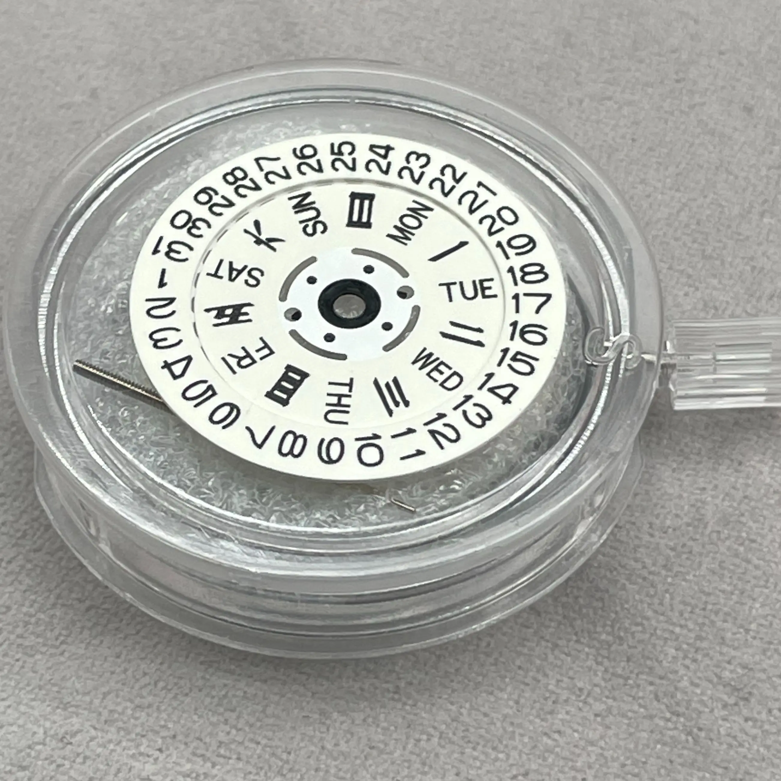 Mechanical Parts Green Luminous White Watch Dis Datewheel for NH35A NH36A Movement 3.8 Crown