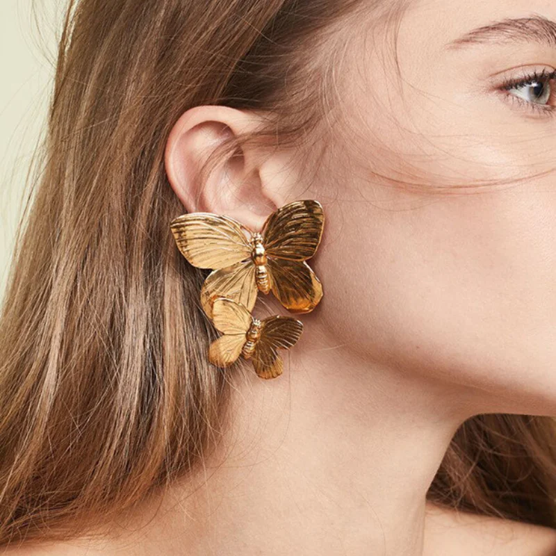 

Modern Jewelry Butterfly Earrings Fashion Temperament Exaggerated Golden Silvery Plated Big Drop Earrings For Women Girl Gifts