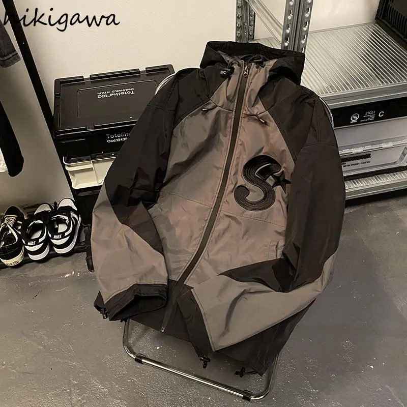 Женская винтажная куртка с капюшоном и вышивкой свободного покроя