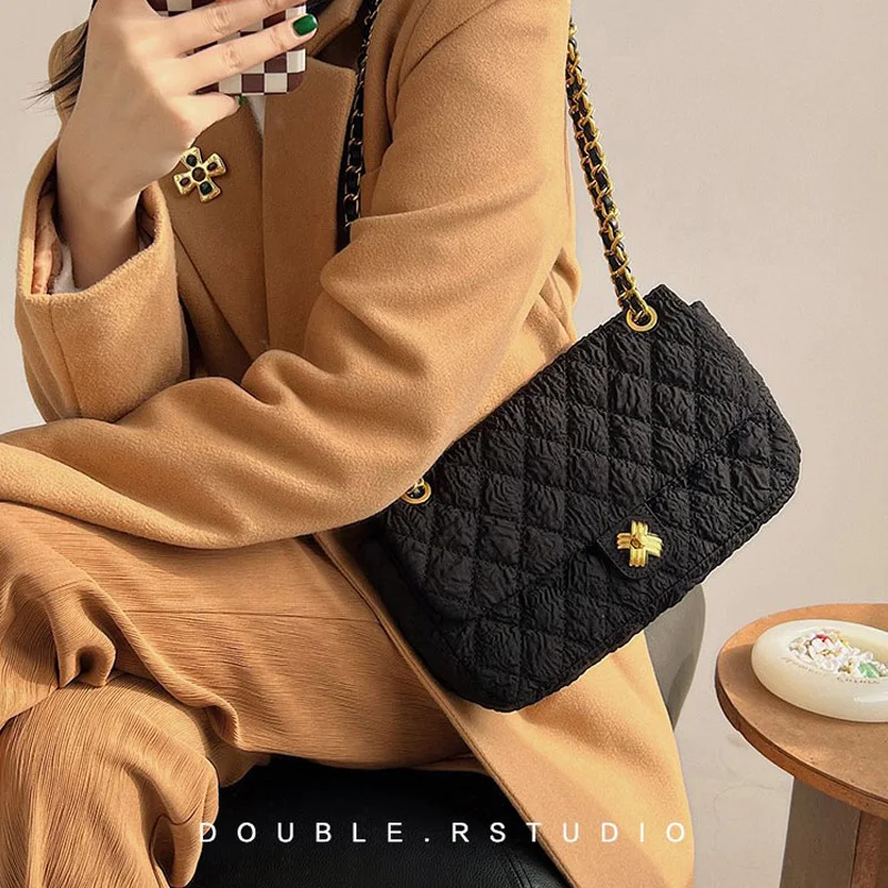 Small Fragrance Luxury Brand Chain Bag Women's 2022 New Trendy Fashion All-match Pleated Rhombus Bag Shoulder Messenger Handbag