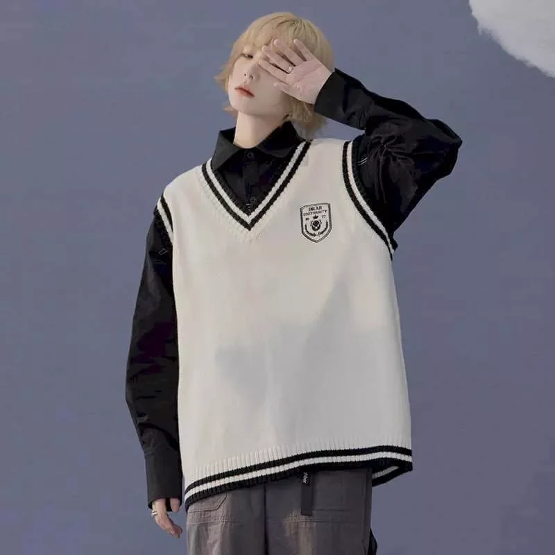 

2023NEW Spring New Outer Knit Sweater Vest Men Women Japan Preppy Embroidery V-neck Sleeveless Bottoming High Street Goth Punk V