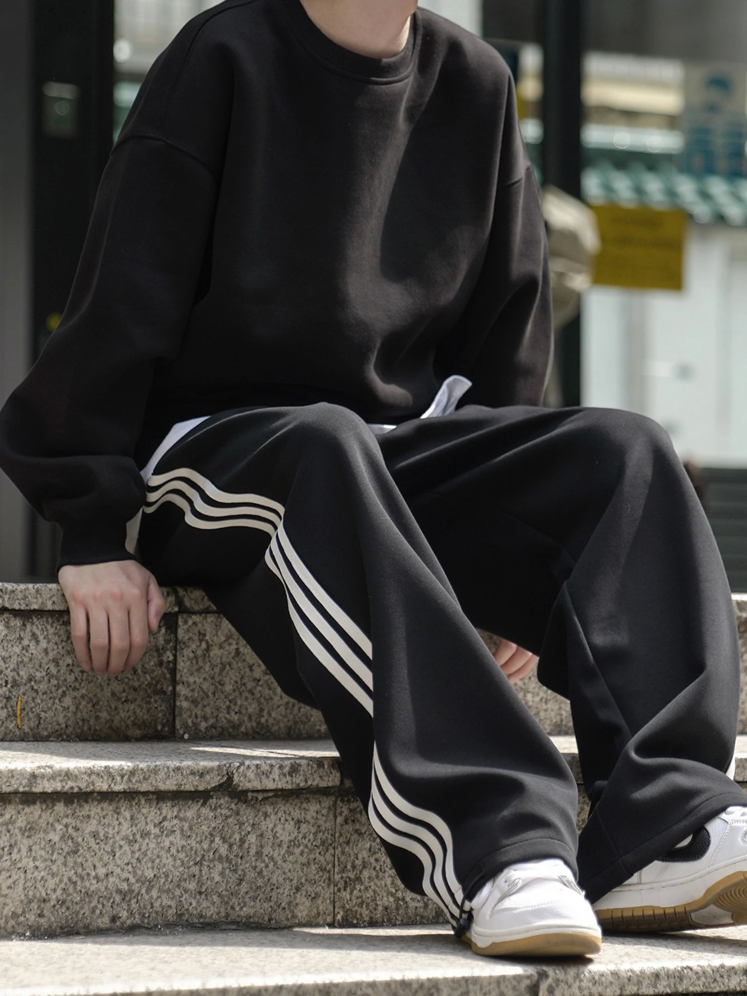 @ Hong Kong Boy Художественные мужские повседневные брюки с тремя полосками Мужские