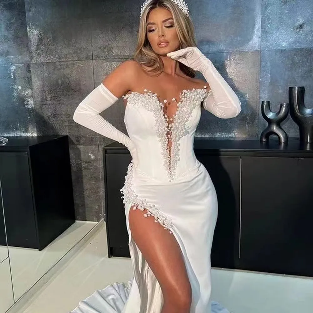 Рисунок 3 - Платье для выпускного вечера ручной работы с бисером