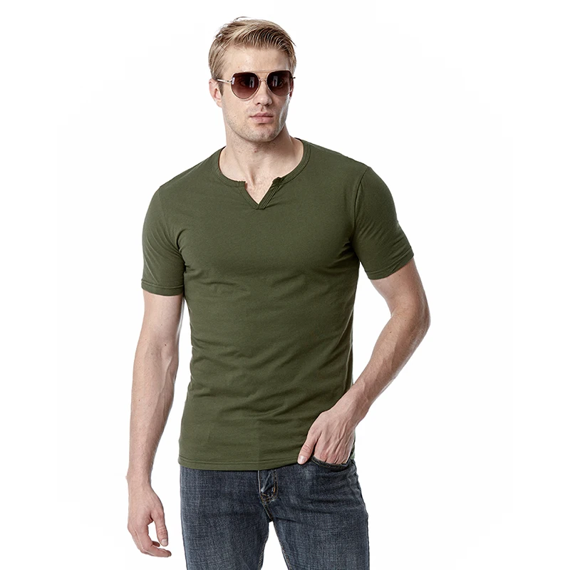 

Футболка мужская быстросохнущая с коротким рукавом и V-образным вырезом