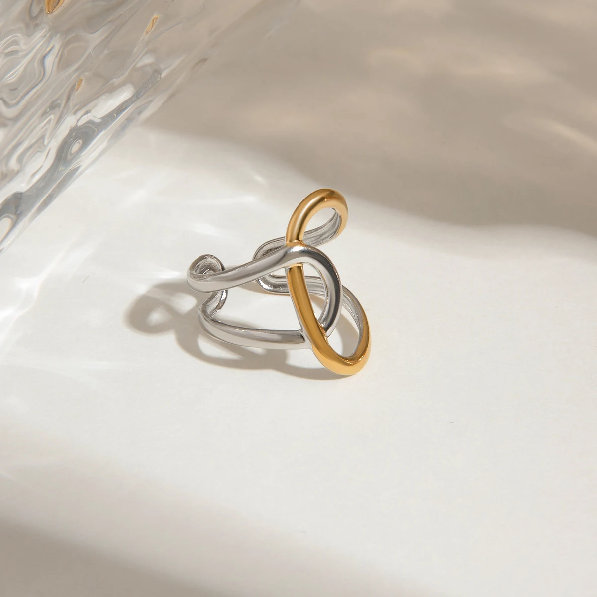 Женское кольцо с PVD-покрытием