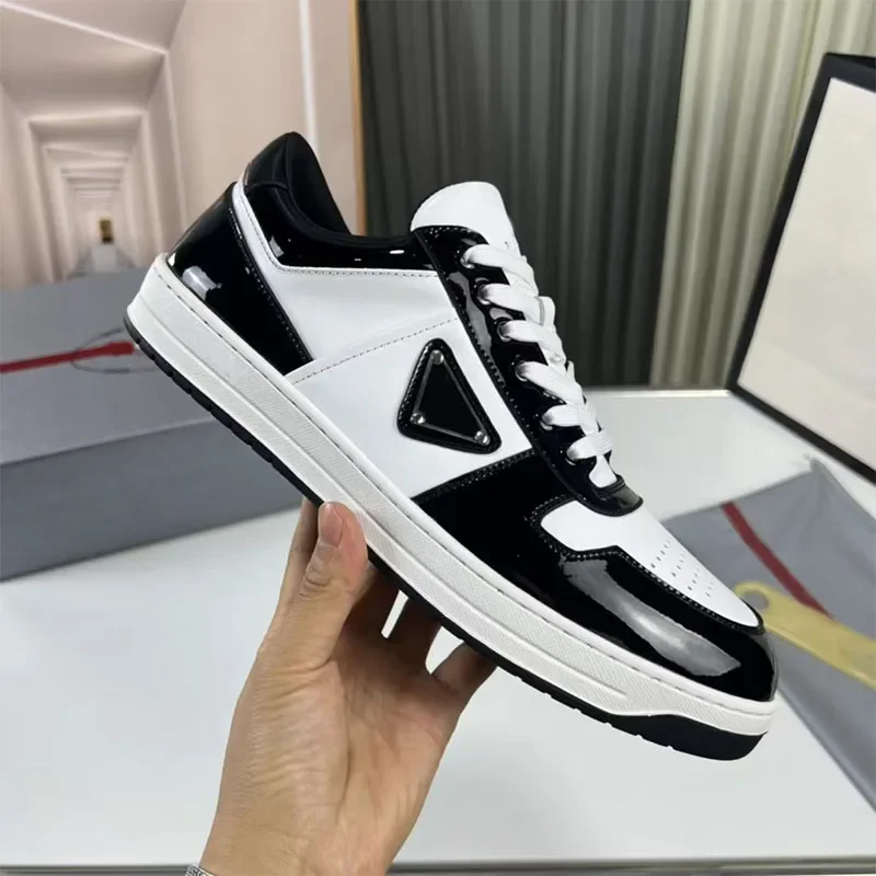 

2023 European StationSpring And Autumn New Flat Non-slip Breathable Board Shoes Men's Fashion Casual British Wind Thick Soles i