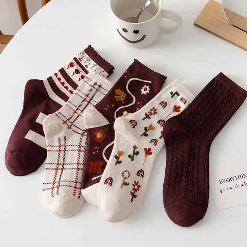 

Korean Style Harajuku Floral Woman Socks Sweet Girls Lovely Kawaii Cute Socks Fashion Streetwear Retro Vintage Crew Socks Women