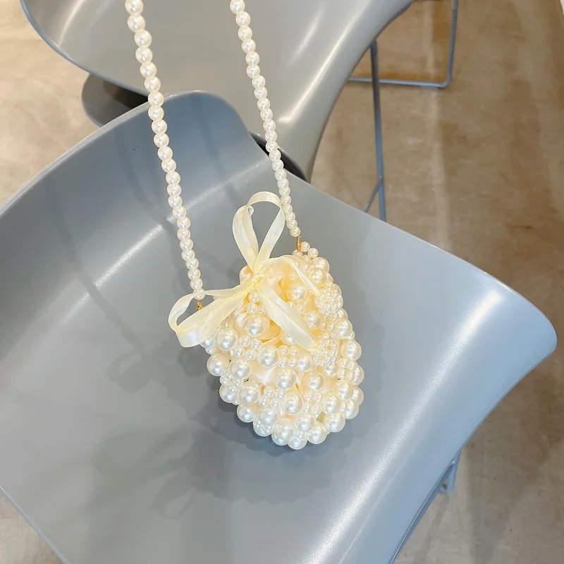 Popular Woven Bucket Holiday Portable Bead Bag Handmade Pearl Bag Female Pearl Chain Handbags for Women 2022Designer Luxury