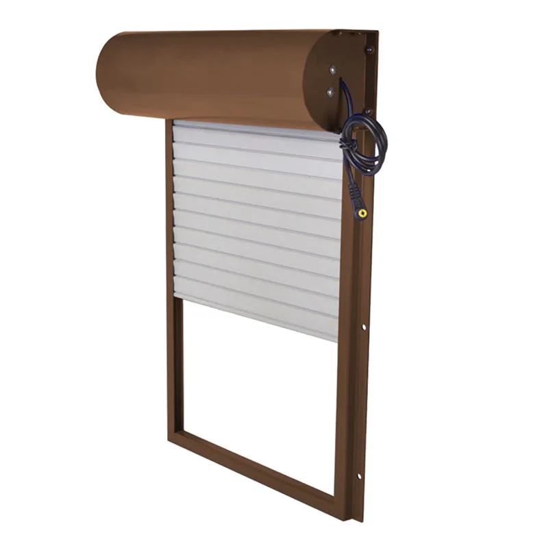 Металлическая дверь курятника с таймером